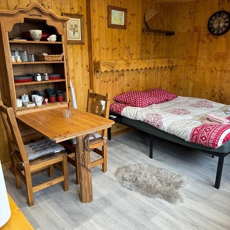 Apparemment Cosy Style Savoyard Apartment Bourg-Saint-Maurice Ngoại thất bức ảnh